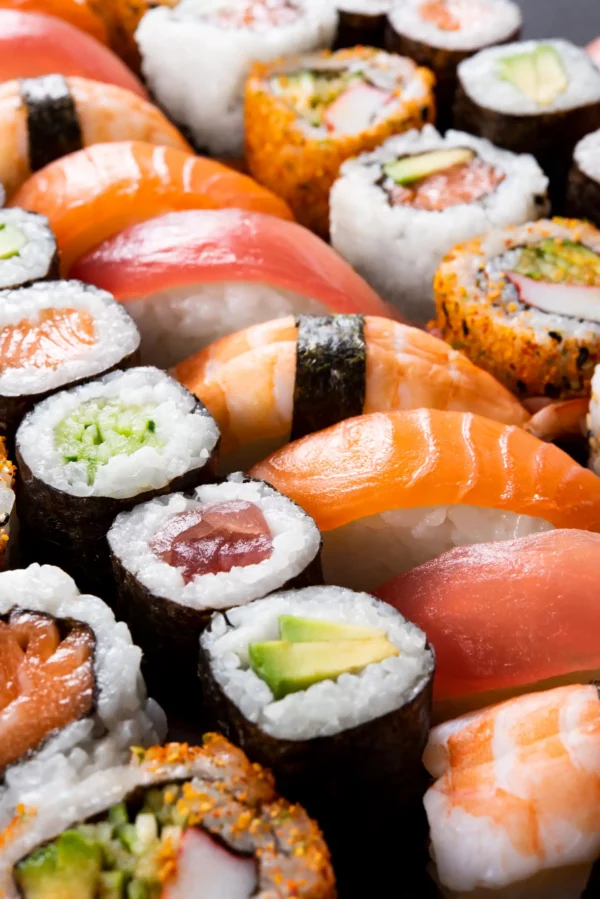 Verse sushirollen van China City Asian Fusion in Dordrecht